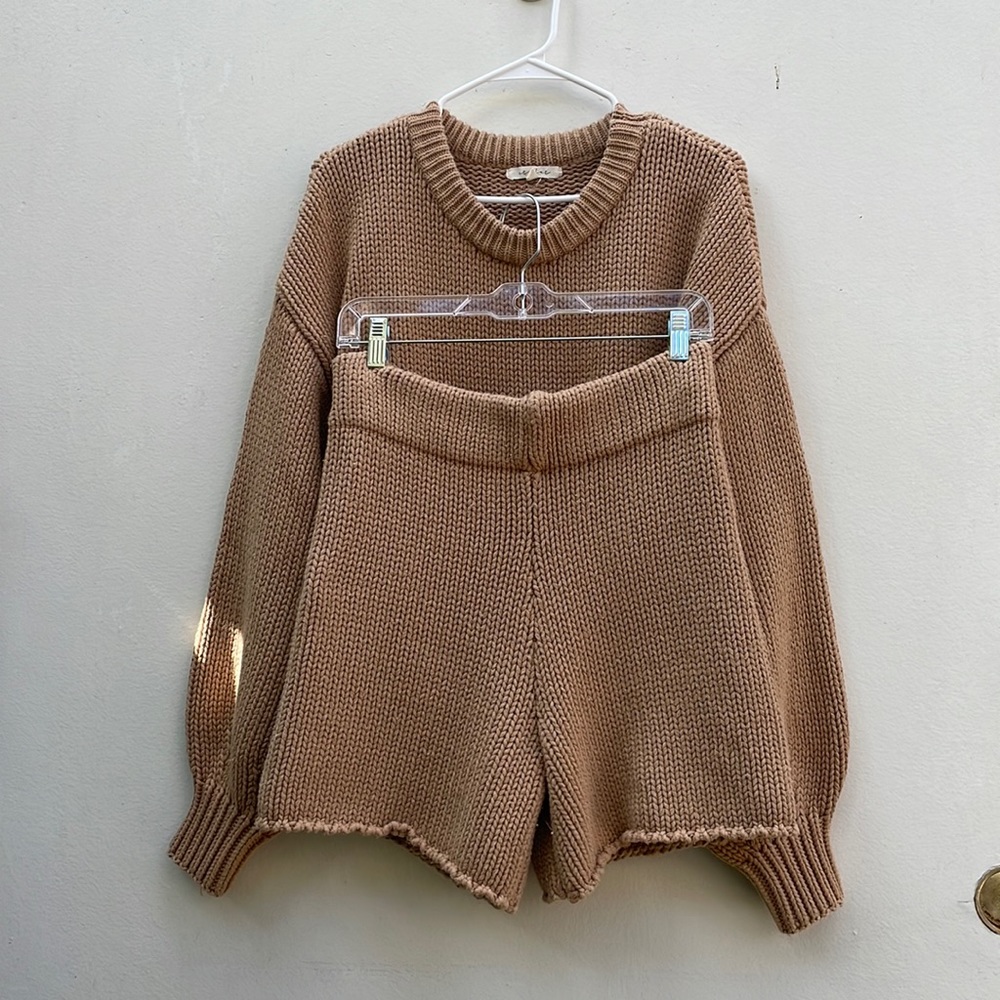 Cozy Knit Crewneck Sweater in Light Brown